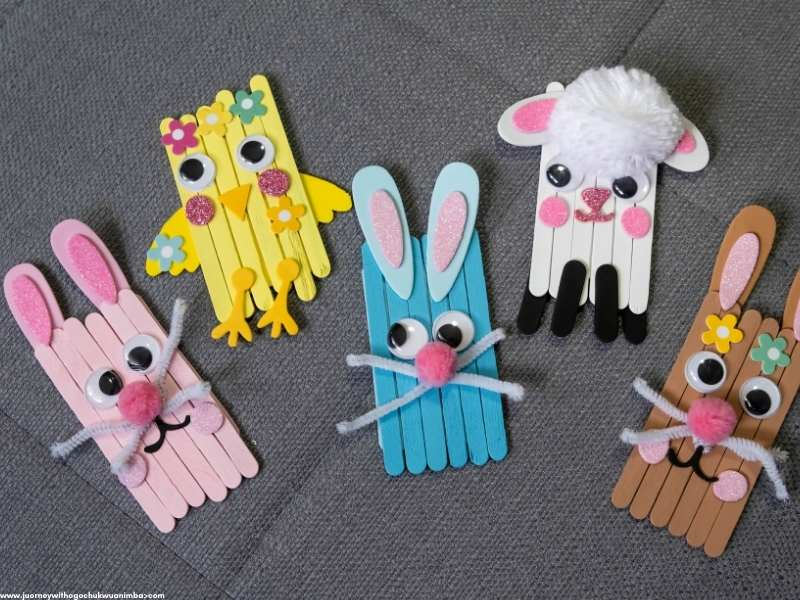 five different color of teddy craft for 27 Easy Kids Crafts with Recycled Materials (Turn Trash into Treasure)