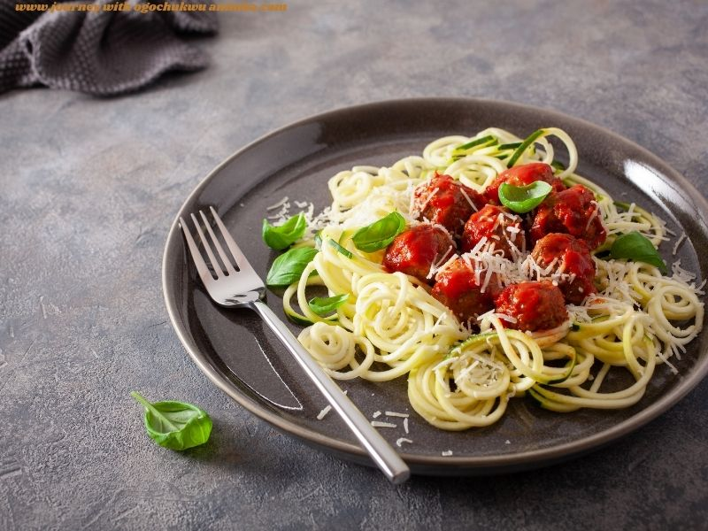 Healthy Turkey Meatballs with Zoodles for Healthy Dinner Ideas for Busy Moms