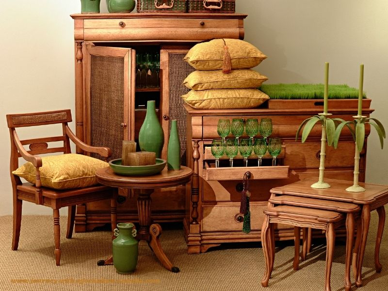  Upcycle Old Furniture for 15 amazing ways to decor a home on a low income