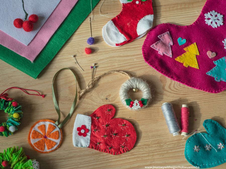 Christmas Craft Ideas- Simple Felt Stockings