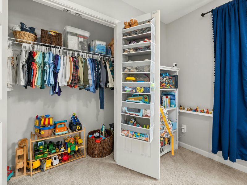 Organize Your Clothes Properly